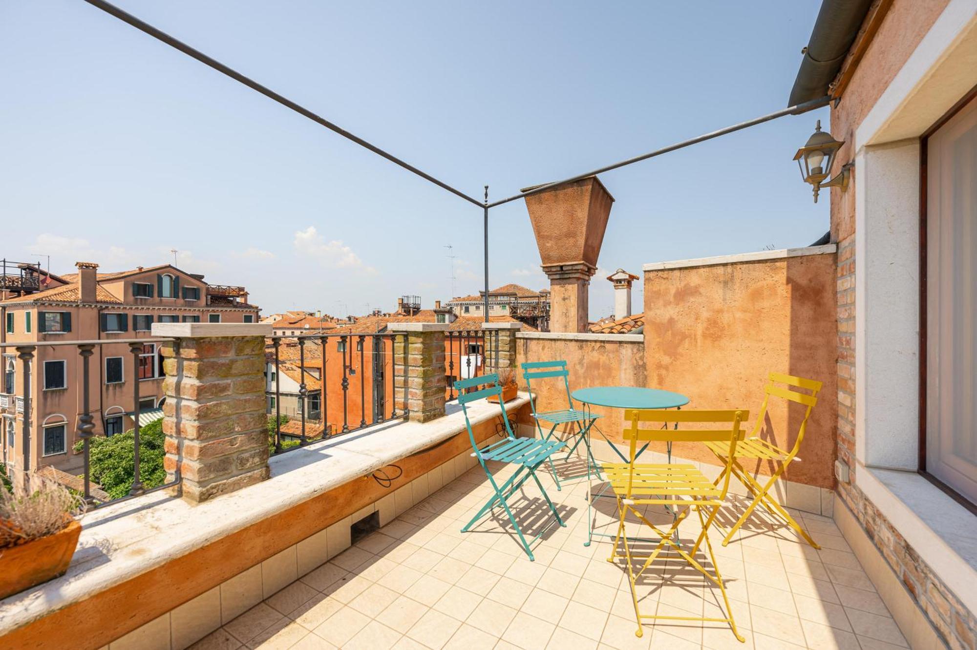 شقة Luxury Penthouse With Terrace البندقية المظهر الخارجي الصورة